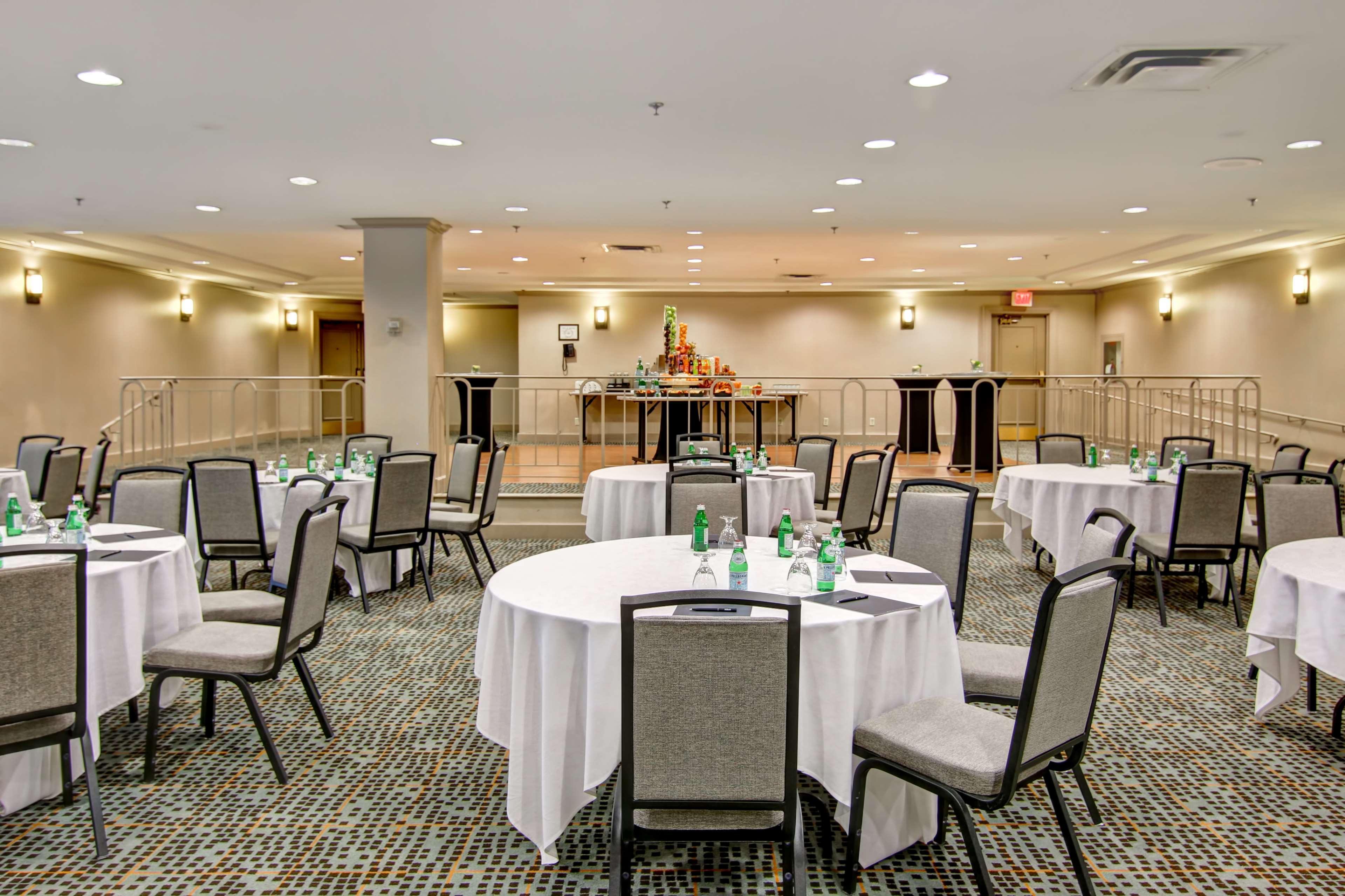 Hilton Mississauga/Meadowvale Ξενοδοχείο Εξωτερικό φωτογραφία